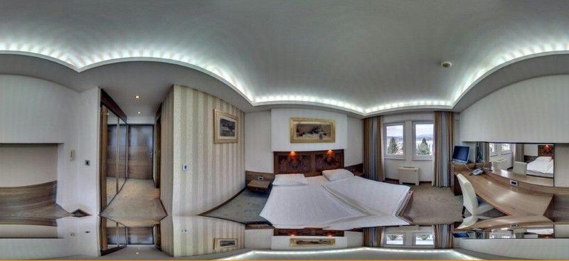 Exclusive Hotel