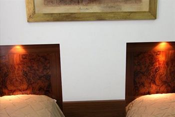 Exclusive Hotel